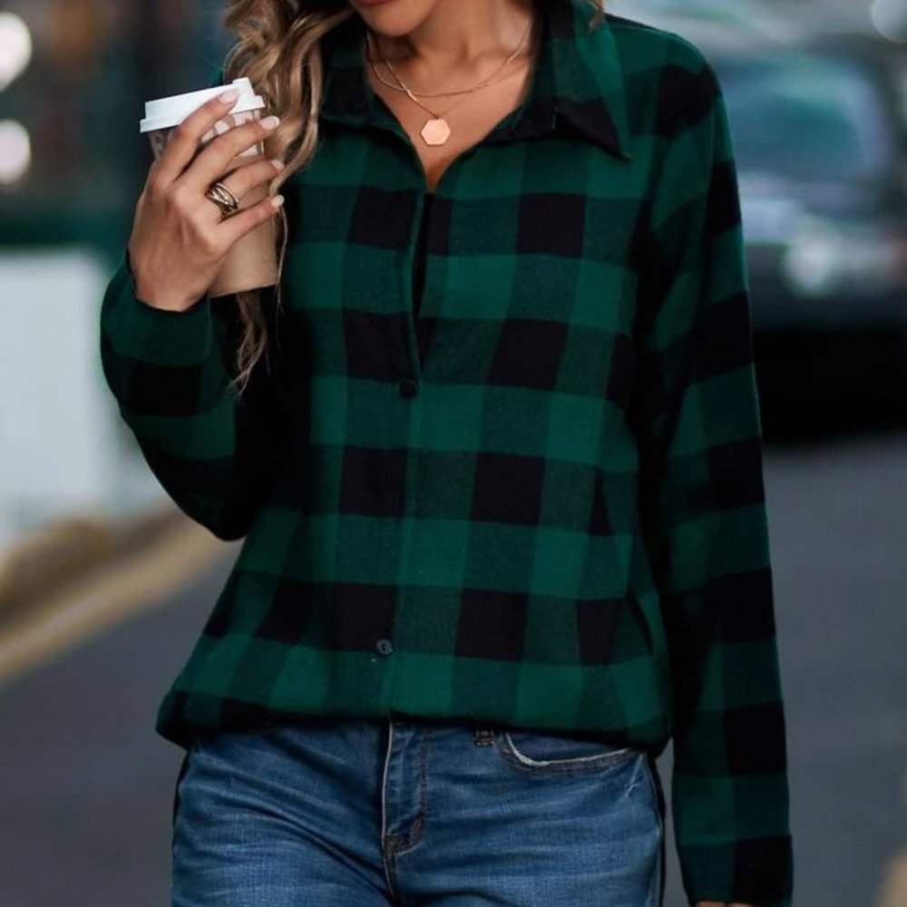 NWOT Plaid Flannel Button Down High Low Shirt | Medium, Green